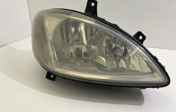 Mercedes-Benz Vito Viano W639 Headlight/headlamp 24670400