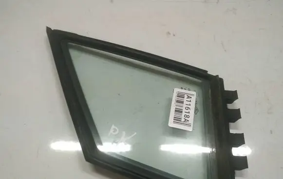 Toyota Corolla Verso AR10 Front door vent window glass four-door AS2 UYSED