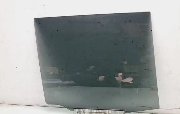 Toyota Land Cruiser (J150) Rear door window glass 6810360380