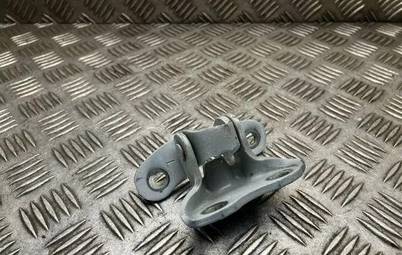 Toyota Auris E180 Front door upper hinge ES03