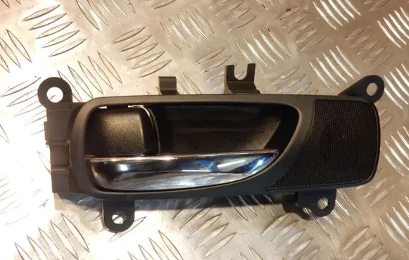Lexus IS 220D-250-350 Rear door interior handle 6774053010 2339
