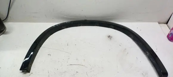 BMW X1 E84 Front arch trim 