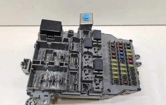 Honda Accord Fuse module SEFG01LG0 LG0PF9DM 041604