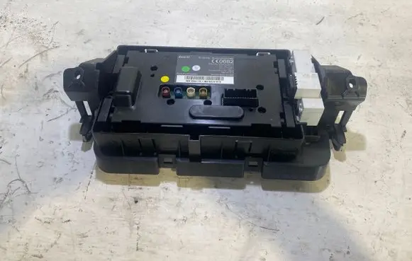 Renault Megane III Screen/display/small screen 259153411R 1B3192J01670