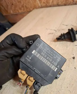 Audi A4 S4 B6 8E 8H Parking PDC control unit/module 8E0919283A H02SD08C84 601796