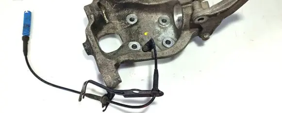 BMW 6 E63 E64 Front wheel hub 6762017