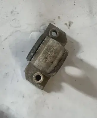 Skoda Fabia Mk2 (5J) Sway bar bush bracket, front 6Q0711333B