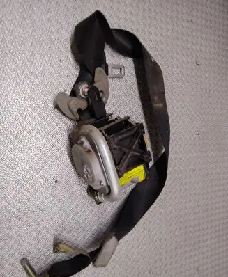 Mitsubishi Grandis Front seatbelt C9094HRS