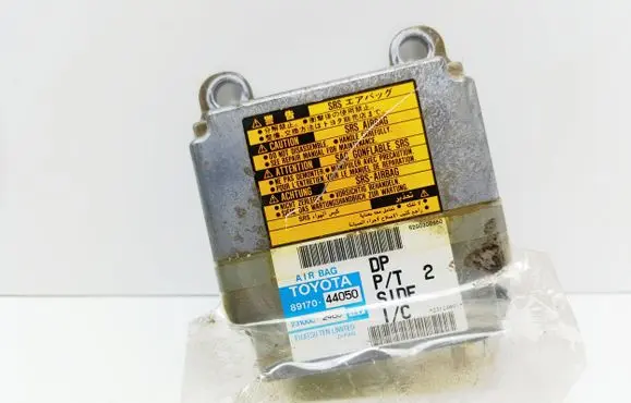 Toyota Avensis Verso Airbag control unit/module 8917044050