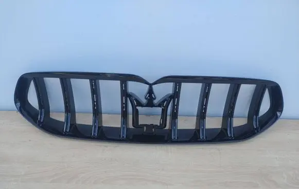 Maserati Grecale Front grill 670170829
