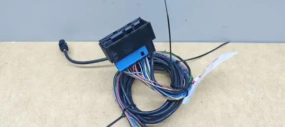 BMW X5 E70 Camera wiring loom F0402305 11142528