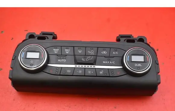 Ford Focus Climate control unit KX7T18C612HA