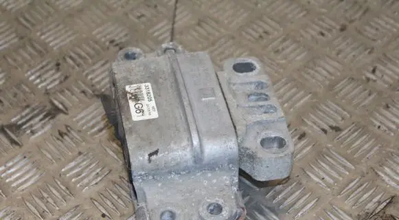 Volkswagen Golf VI Engine mount bracket 1K0199555BB