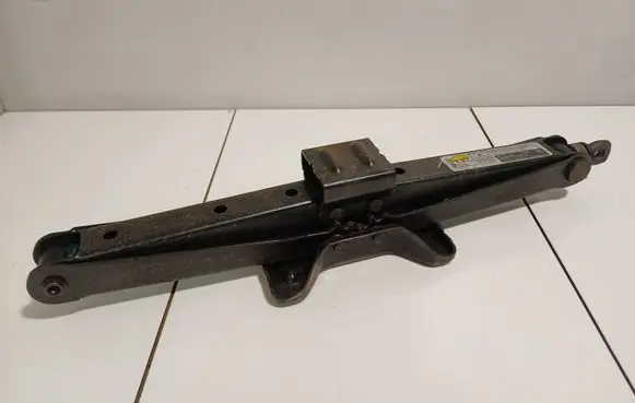 Honda CR-V Lift Jack 8E093
