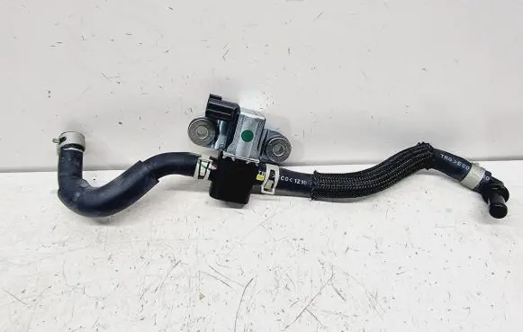 Nissan Qashqai J12 Vacuum valve 149301MC0A 149126UA0B 149126UA0A