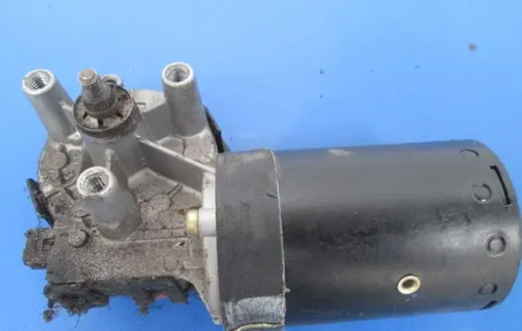 Seat Ibiza II (6k) Front wiper linkage and motor