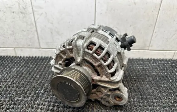 Volvo S60 Generator/alternator 30644945