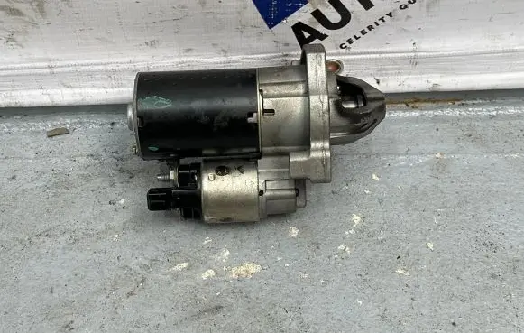 Citroen C4 II Starter motor 9674077280 ESM18E8 2A60896