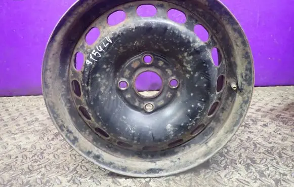 Audi 80 90 S2 B4 R15 steel rim 8A0601025G