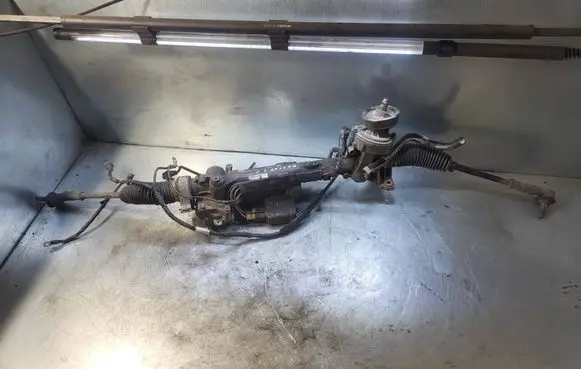 Volkswagen PASSAT B6 Steering rack 1k1909144j