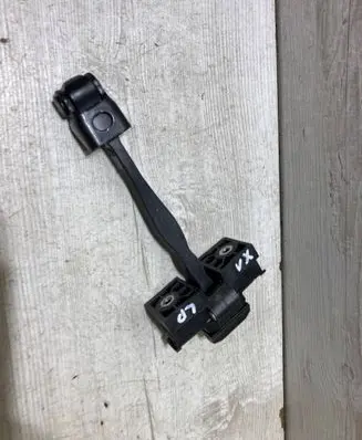 BMW X1 F48 F49 Front door check strap stopper 17w48