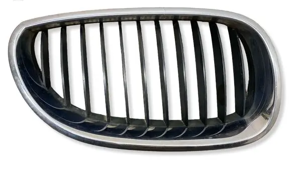 BMW 5 E60 E61 Front grill 7027062