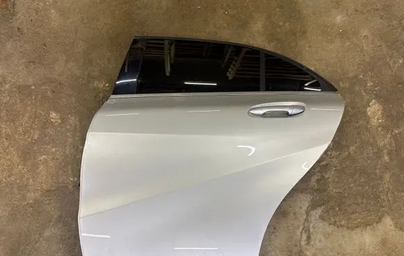 Mercedes-Benz A W176 Rear door