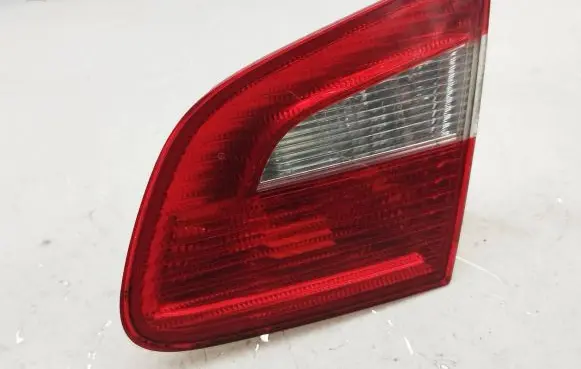 Skoda Superb B6 (3T) Tailgate rear/tail lights 3T5945094 270602