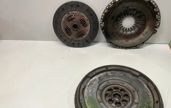 Subaru Outback Clutch set kit 30100AA976 201878004162 000399