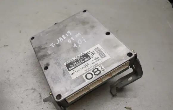 Toyota Yaris Engine control unit/module 8966152075