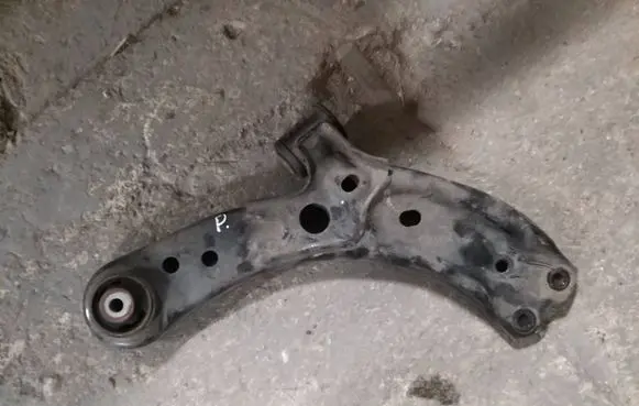 MG ZS Front control arm 10319515