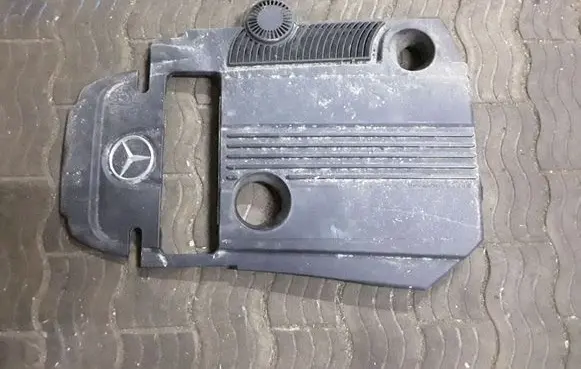 Mercedes-Benz C AMG W204 Engine cover (trim) A2710101267