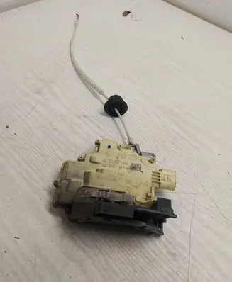 Audi Q7 4L Front door lock 3C1837016A