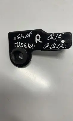 Maserati Ghibli Radiator mount bracket B4305f