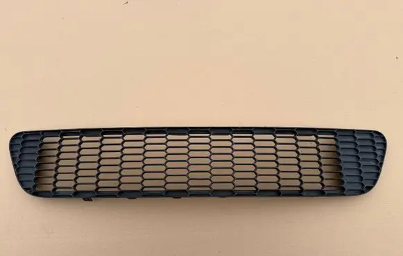 Nissan Micra C+C Front bumper lower grill 62254BC700