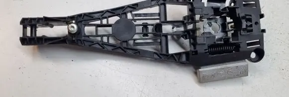 Rear door exterior handle/bracket