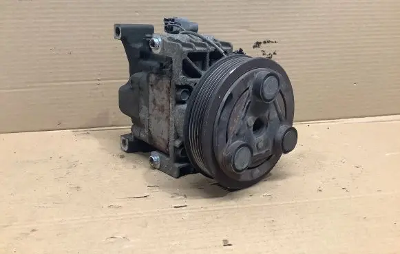 Mazda CX-7 Air conditioning (A/C) compressor (pump)