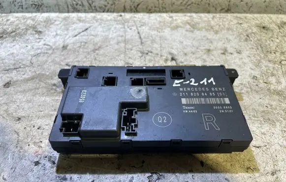 Mercedes-Benz E W211 Door control unit/module 2118208485 00006802