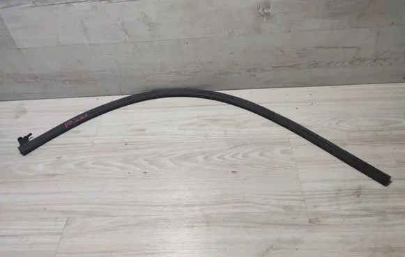 Skoda Scala Front door rubber seal 654837142