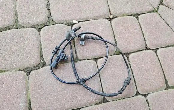 Opel Astra K ABS brake wheel speed sensor 42703444