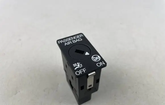 Audi e-tron Passenger airbag on/off switch 5Q0919237