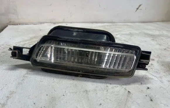 Subaru Outback Reverse light 13220791