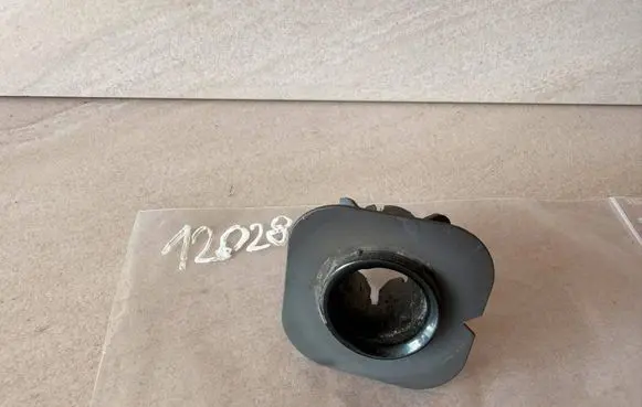 BMW 5 E60 E61 Front parking sensor holder (PDC) 7897199