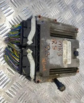 Ford Focus Engine control unit/module F1EA12B684CA H1FA12A650UA 0261S18275