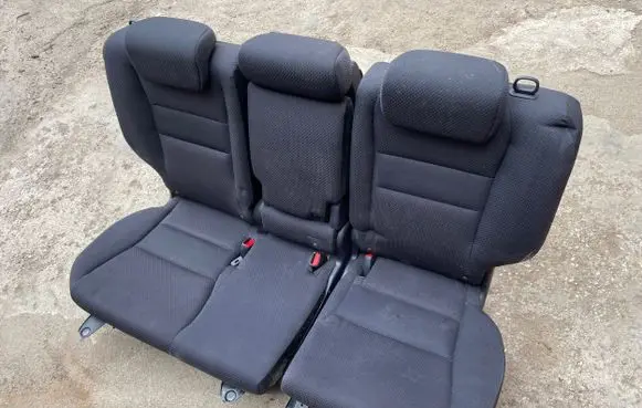 Honda CR-V Rear seat 