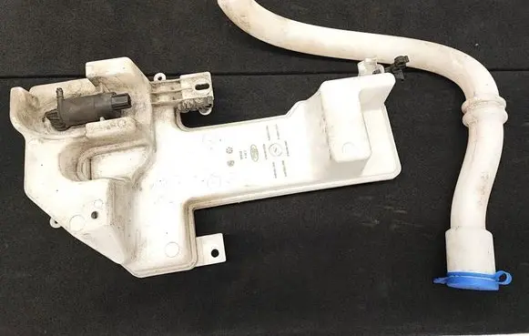 Ford Transit Custom Windshield washer fluid reservoir/tank BK2113C087A