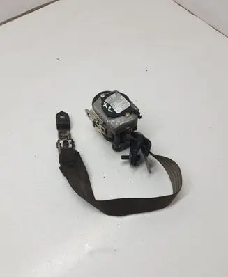 Volvo XC90 Third row seat belt 