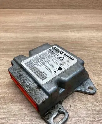 Renault Laguna I Airbag control unit/module 550629600 7700429613C