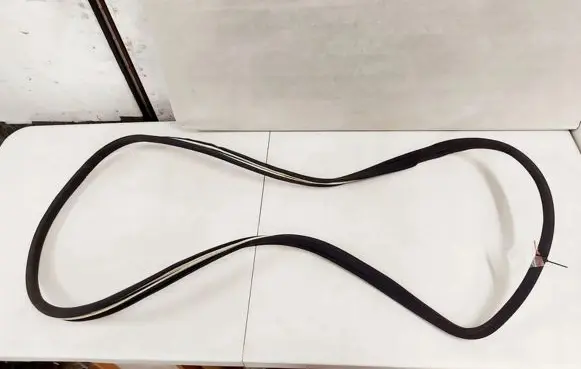 Mercedes-Benz S W220 Rubber seal front door (on door) 