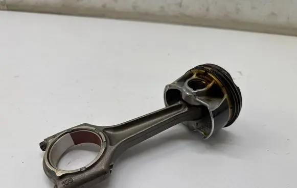 BMW 3 G20 G21 Piston with connecting rod 8697733